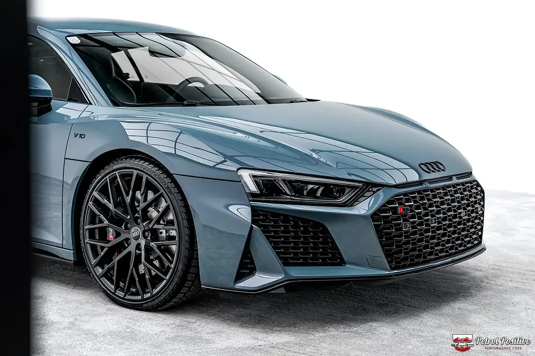 Audi R8 5.2 V10 FSI quattro - Thumbnail 11