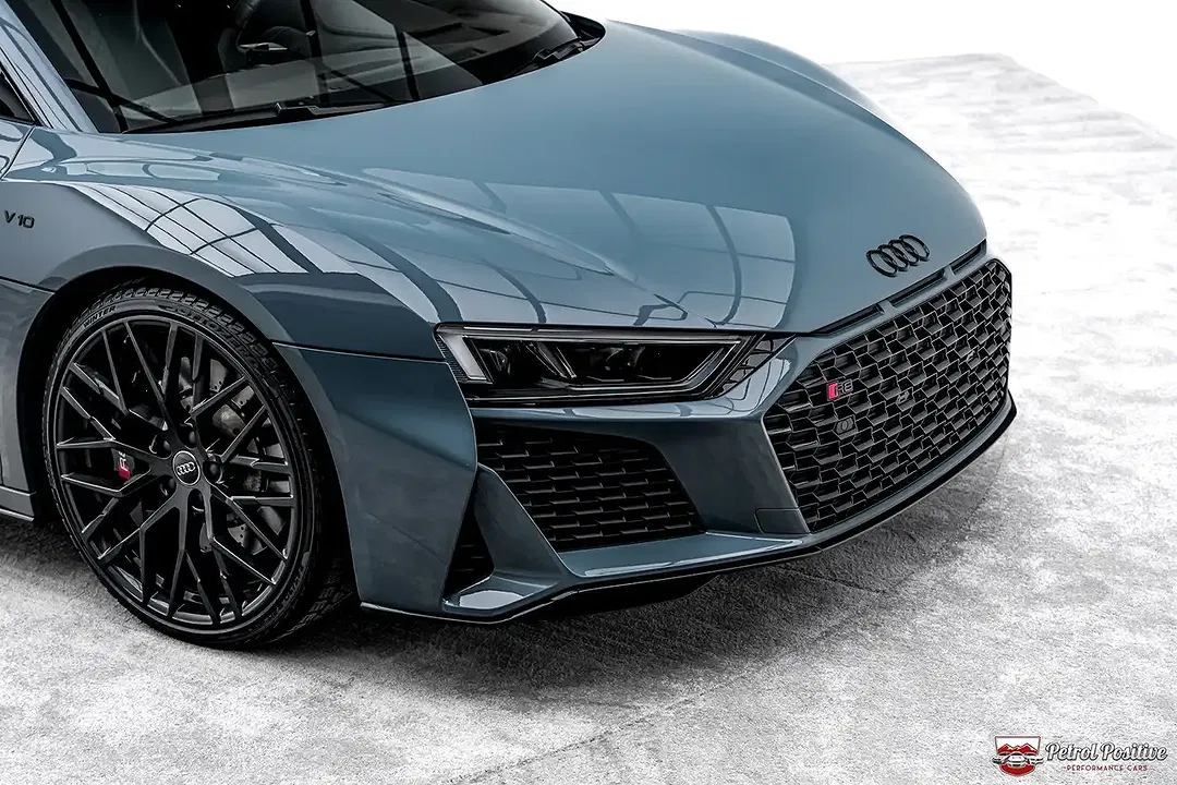 Audi R8 5.2 V10 FSI quattro - Thumbnail 16