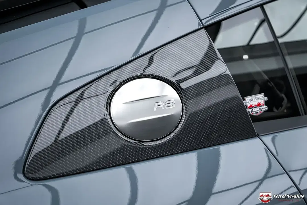 Audi R8 5.2 V10 FSI quattro - Thumbnail 19