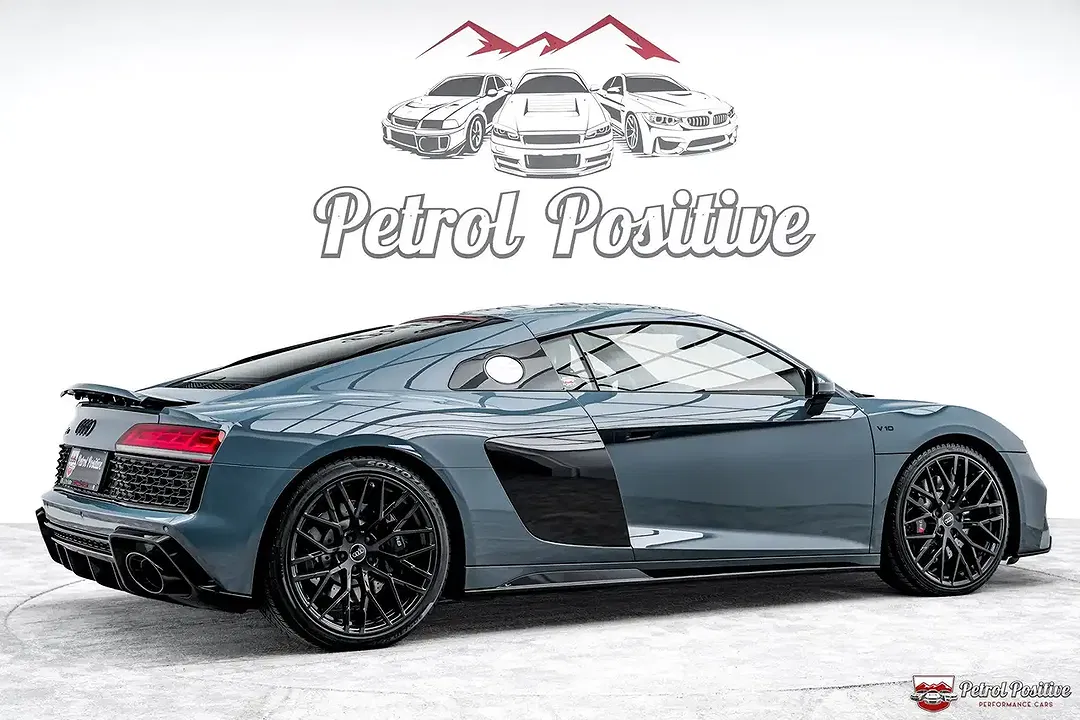 Audi R8 5.2 V10 FSI quattro - Thumbnail 20