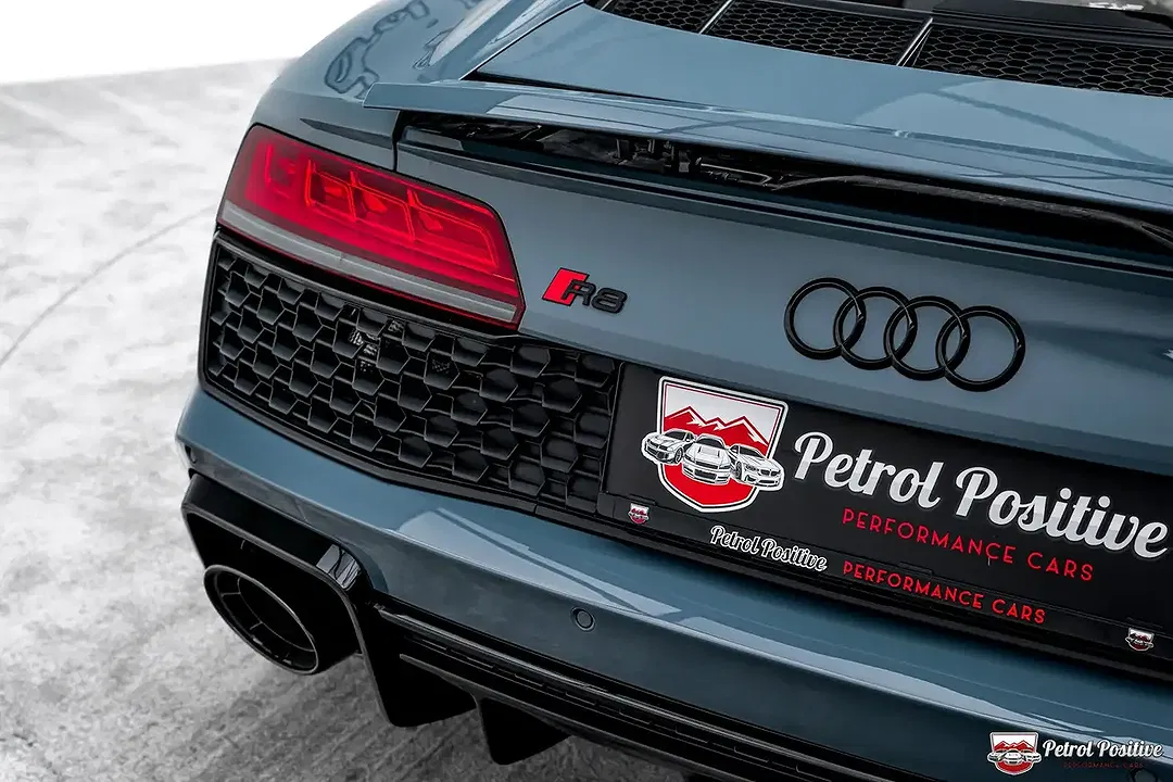 Audi R8 5.2 V10 FSI quattro - Thumbnail 22