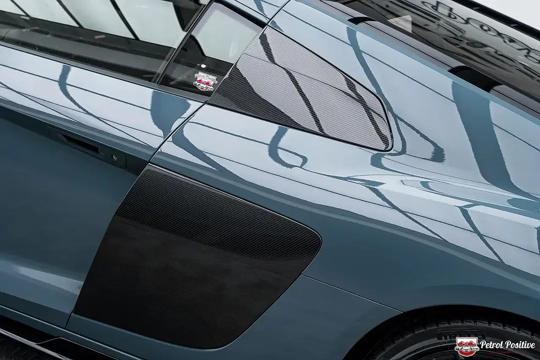 Audi R8 5.2 V10 FSI quattro - Thumbnail 31