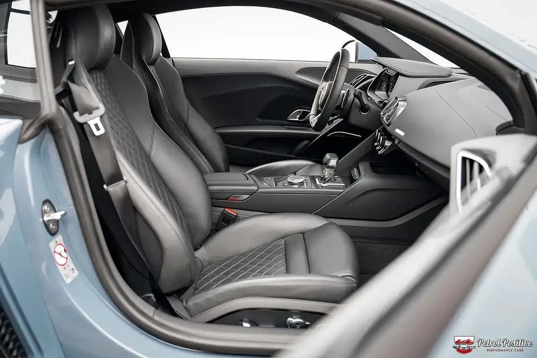 Audi R8 5.2 V10 FSI quattro - Thumbnail 49