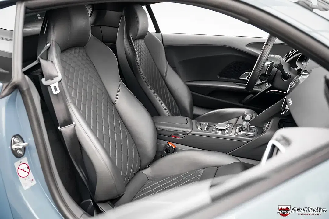 Audi R8 5.2 V10 FSI quattro - foto 50