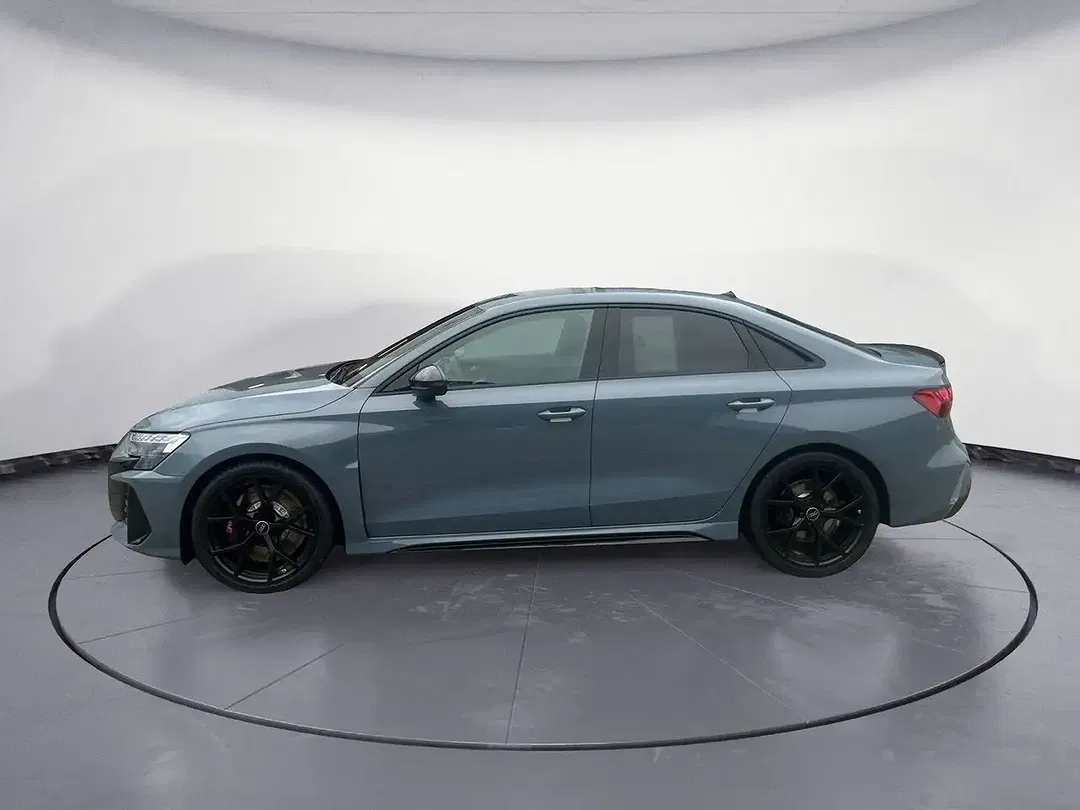 Audi RS3 S tronic - foto 1