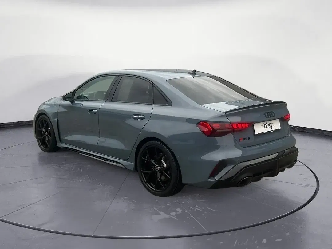 Audi RS3 S tronic - foto 2