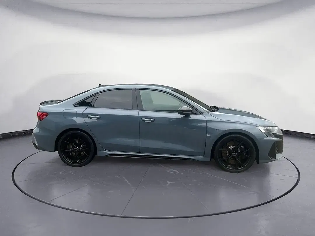Audi RS3 S tronic - Thumbnail 4