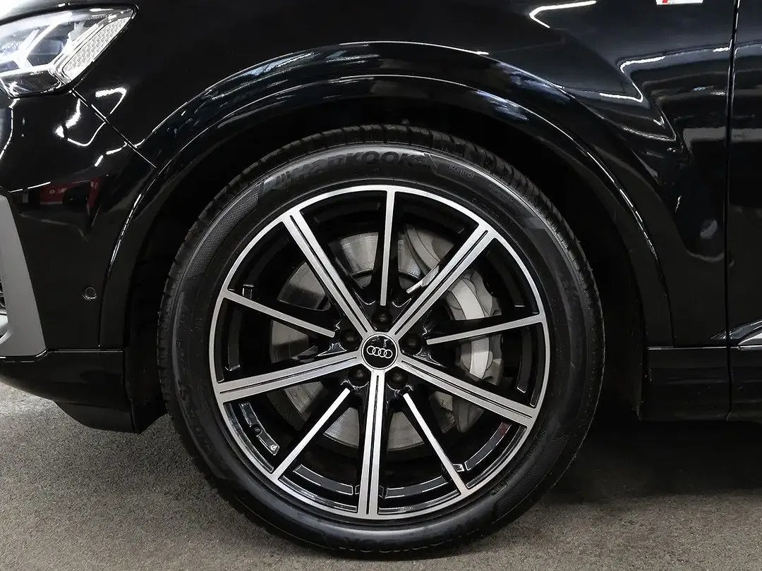 Audi Q7 55 TFSI e quattro S line - foto 15