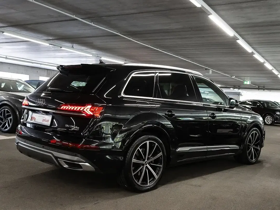 Audi Q7 55 TFSI e quattro S line - Thumbnail 8