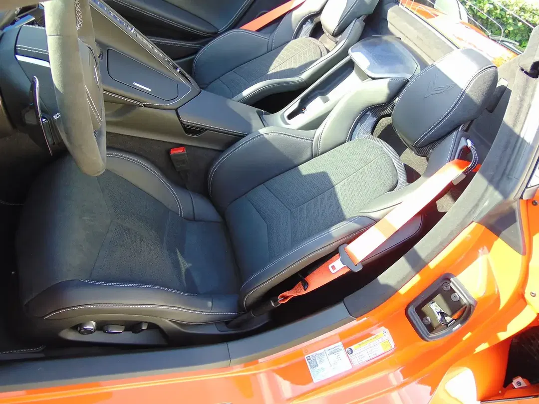 Corvette C8 Convertible 3LT - Thumbnail 12