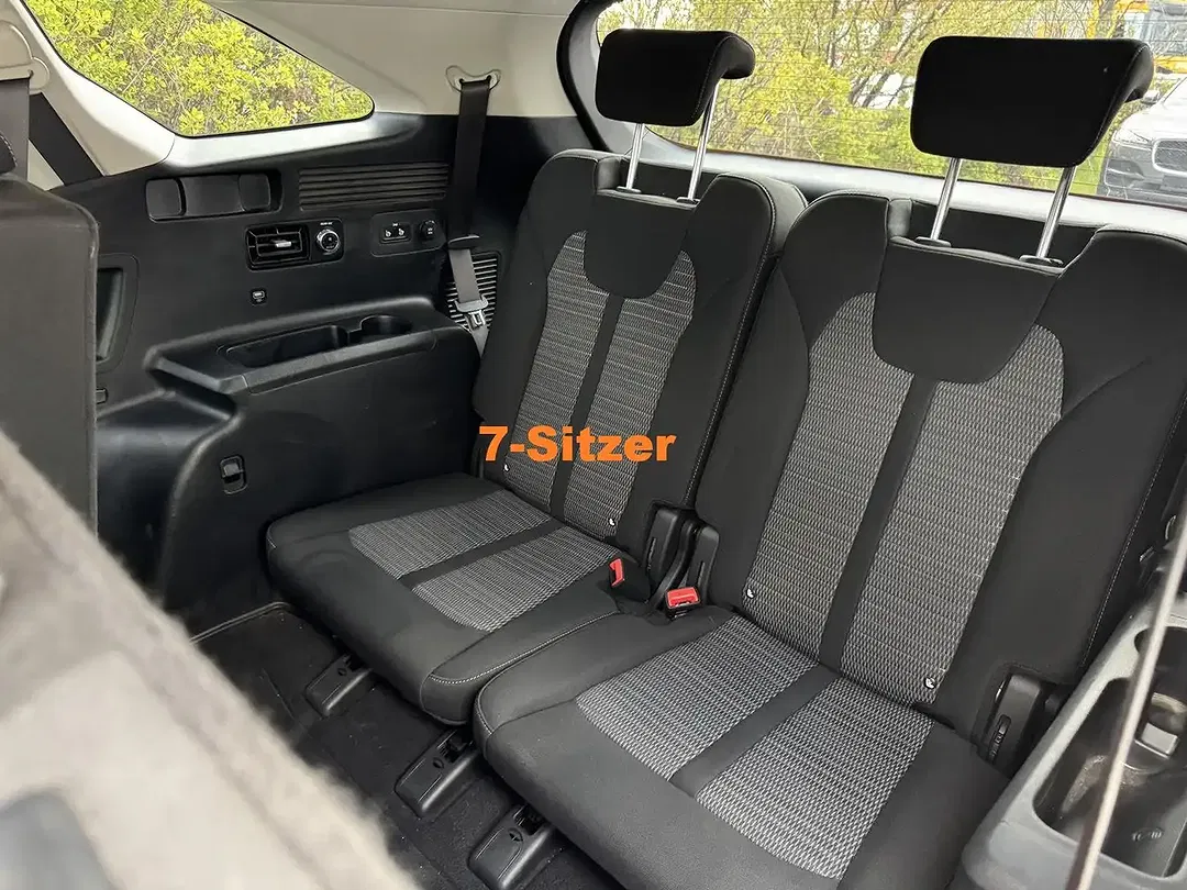 Kia Sorento 4WD - Thumbnail 10