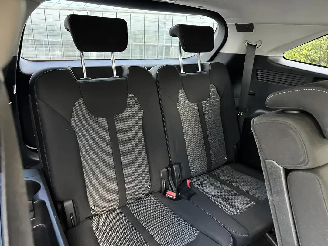 Kia Sorento 4WD - foto 28