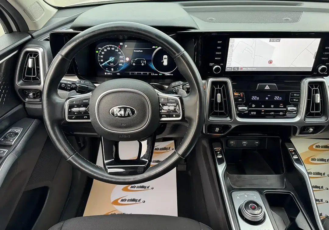 Kia Sorento 4WD - Thumbnail 7