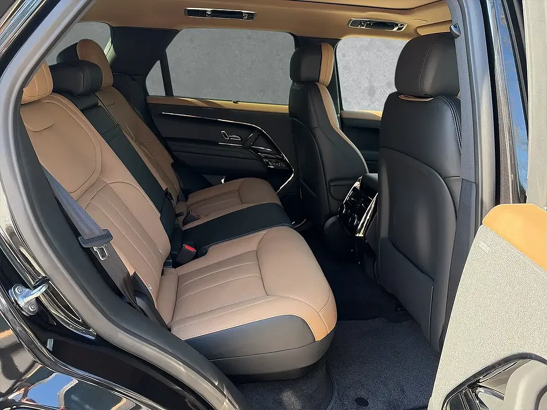 Land Rover Range Rover Sport D300 HSE - Thumbnail 5