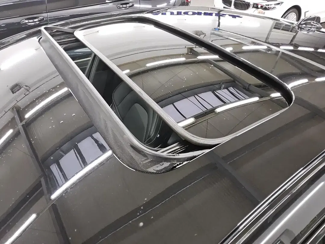 Volvo S90 T8 Hybrid AWD R-Design - Thumbnail 13