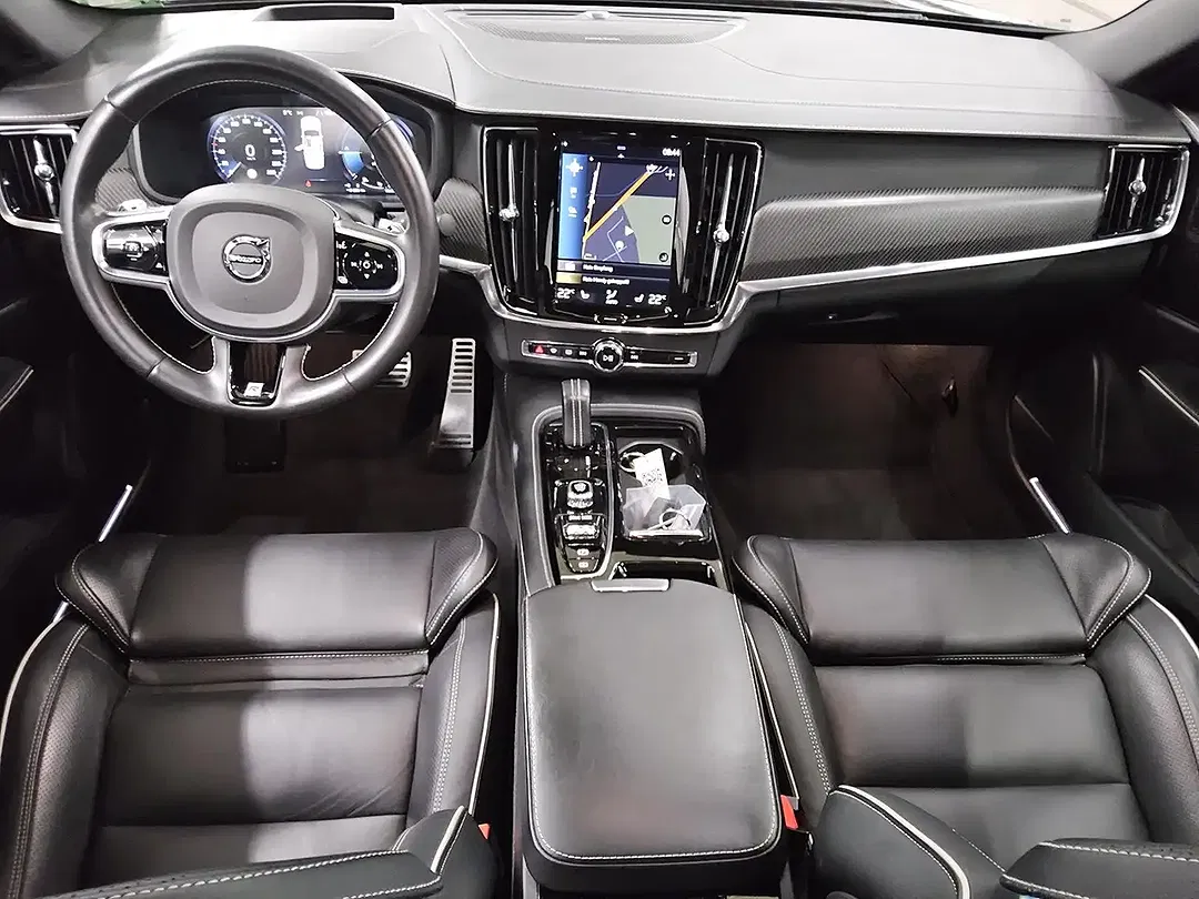 Volvo S90 T8 Hybrid AWD R-Design - Thumbnail 5
