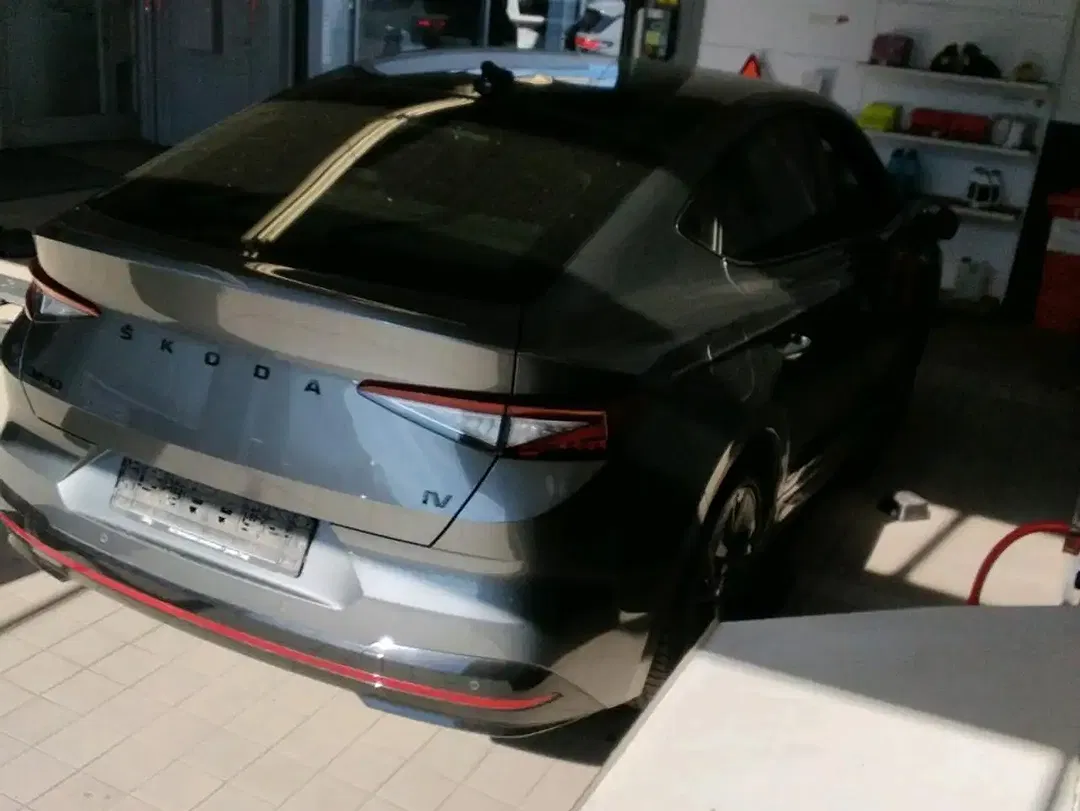 Skoda Enyaq vRS Coupé Suite - Thumbnail 6