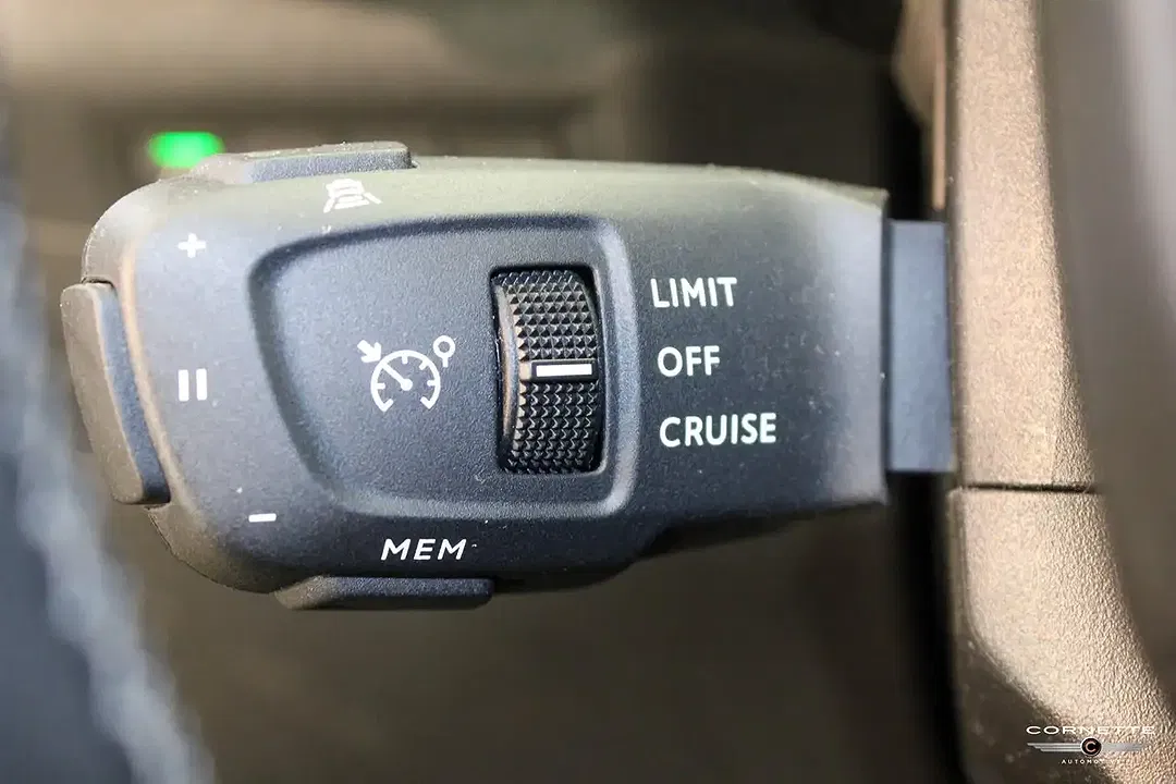 DS Automobiles DS 3 Crossback - Thumbnail 17