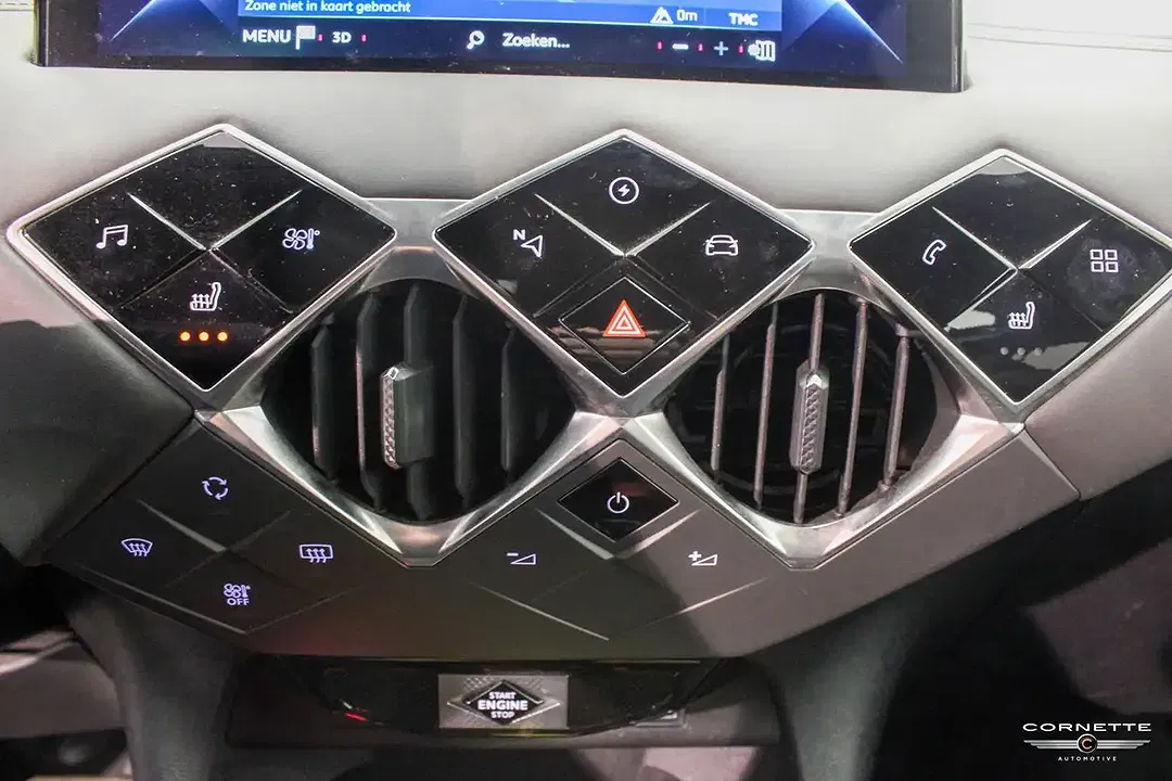 DS Automobiles DS 3 Crossback - Thumbnail 19