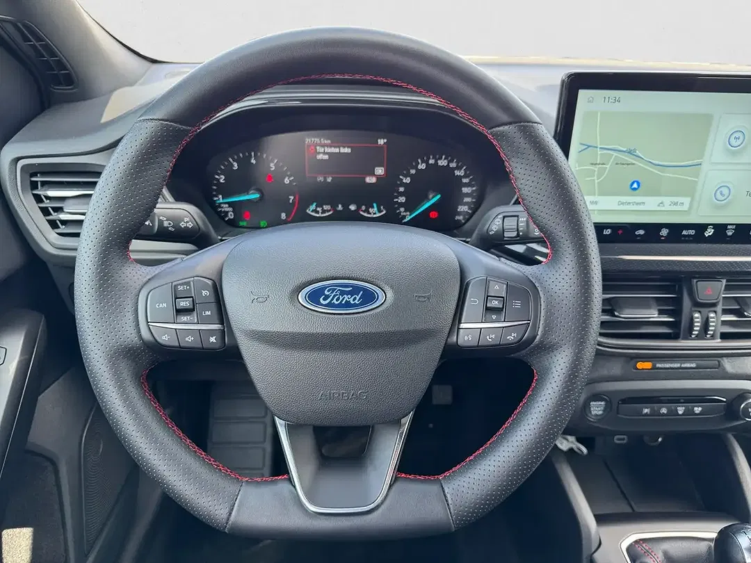 Ford Focus ST-Line - Thumbnail 13
