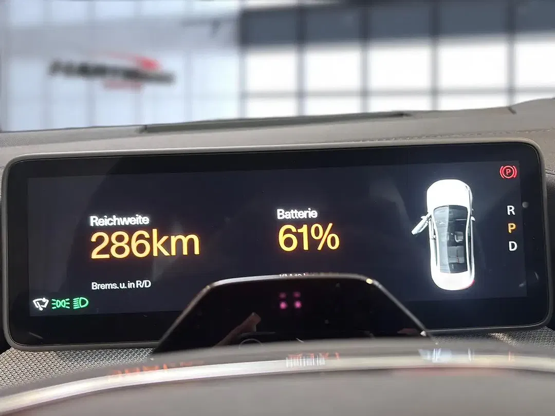 Polestar 4 Long Range - Thumbnail 11