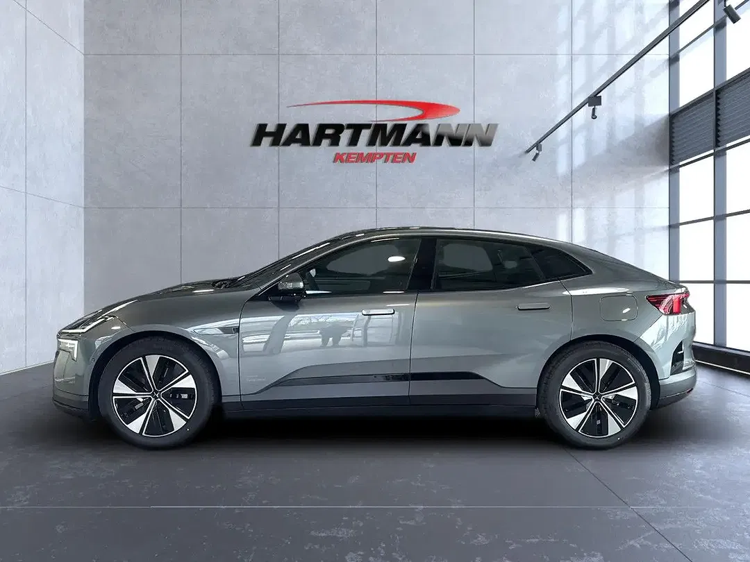 Polestar 4 Long Range - Thumbnail 5