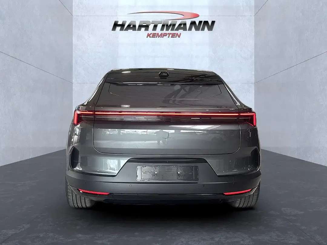 Polestar 4 Long Range - Thumbnail 6