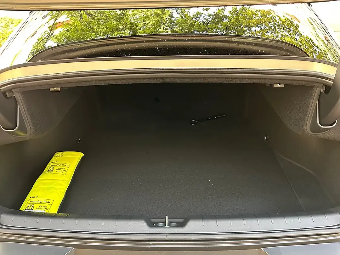 Kia EV4 81.4 kWh Earth Plus - Thumbnail 8