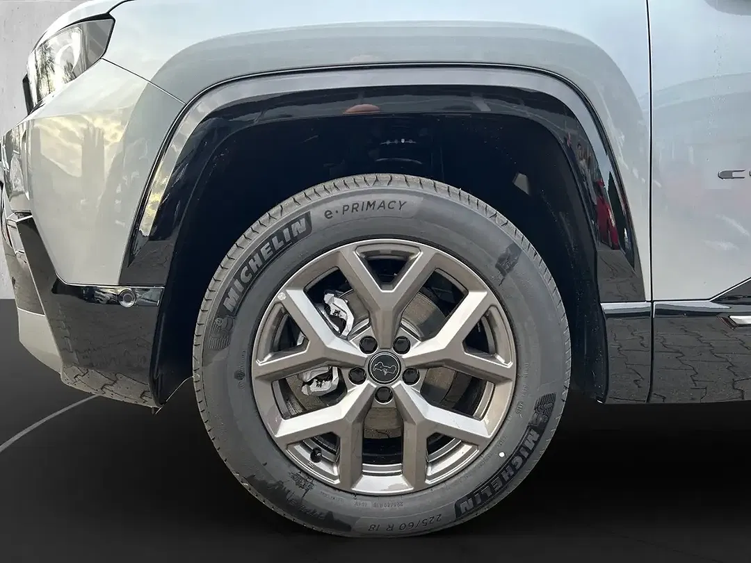 Jeep Compass e-Hybrid Edition - Thumbnail 9