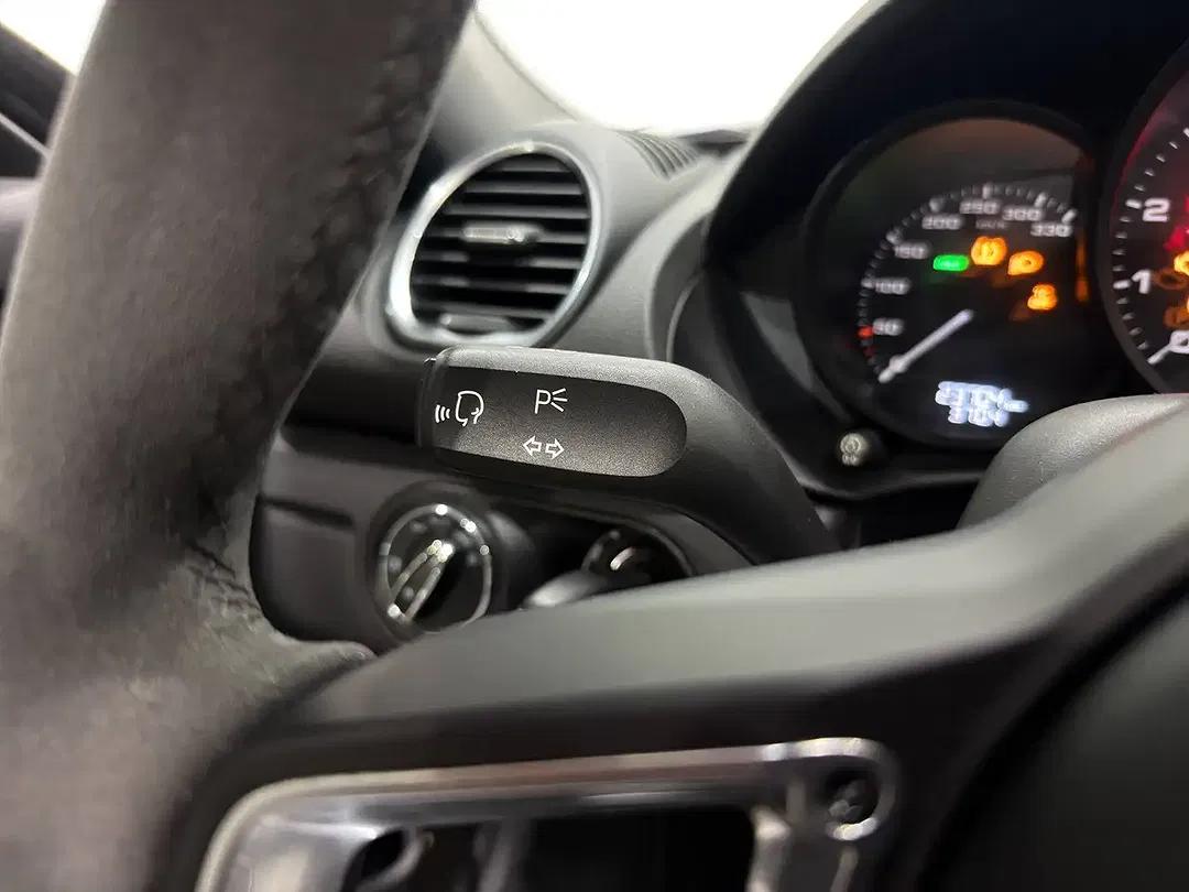Porsche 718 Spyder Sport Chrono PASM Plus - Thumbnail 14