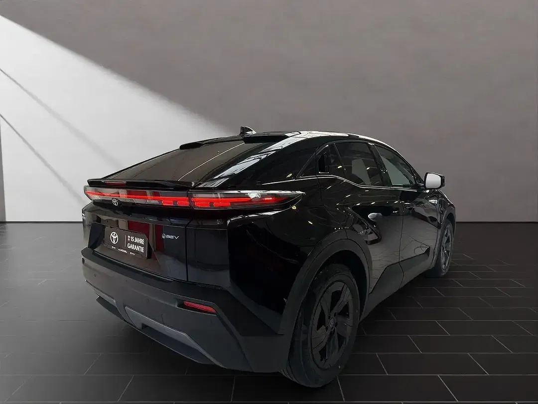 Toyota C-HR Teamplayer - Thumbnail 5