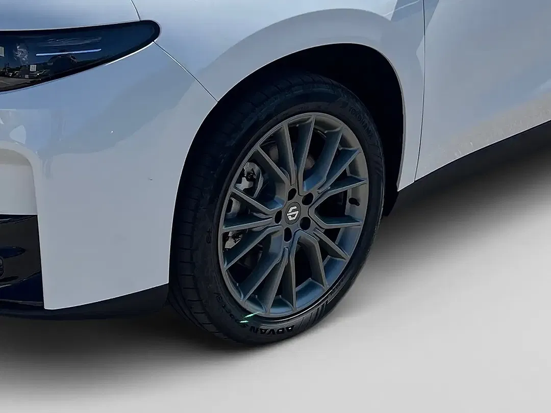 Leapmotor C10 - Thumbnail 8