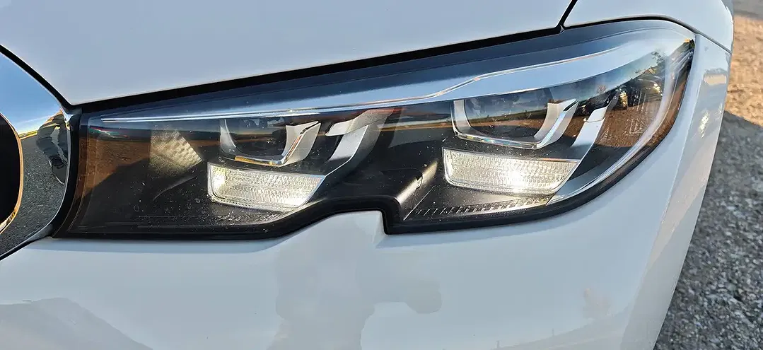 BMW 320 MHEV xDrive 4x4 Plus - Thumbnail 10
