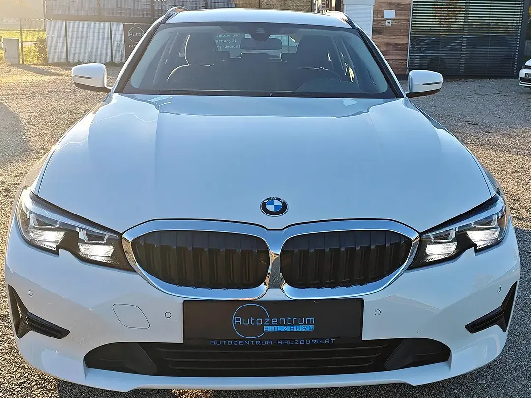 BMW 320 MHEV xDrive 4x4 Plus - Thumbnail 8
