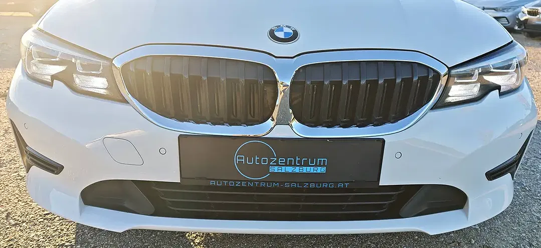 BMW 320 MHEV xDrive 4x4 Plus - Thumbnail 9