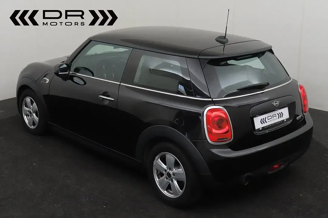 MINI One - Thumbnail 5