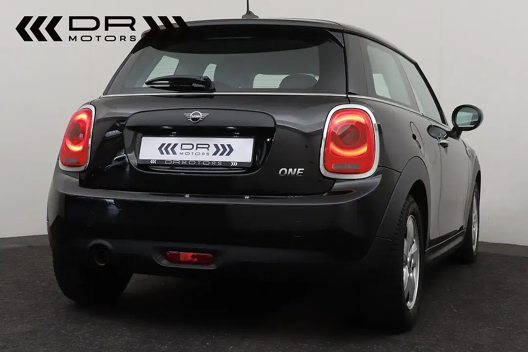 MINI One - Thumbnail 8