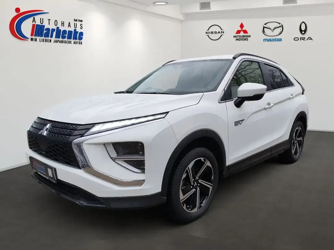 Mitsubishi Eclipse Cross PHEV Hybrid 4WD Basis - foto 1