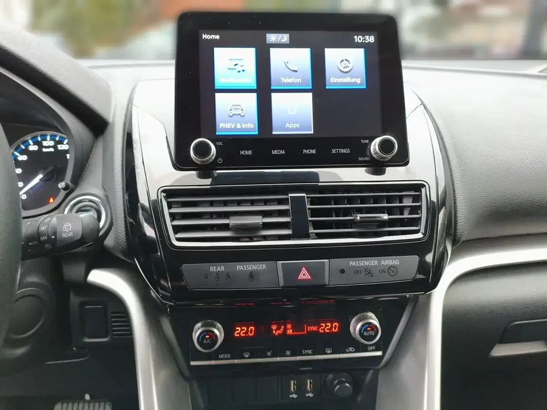Mitsubishi Eclipse Cross PHEV Hybrid 4WD Basis - Thumbnail 9