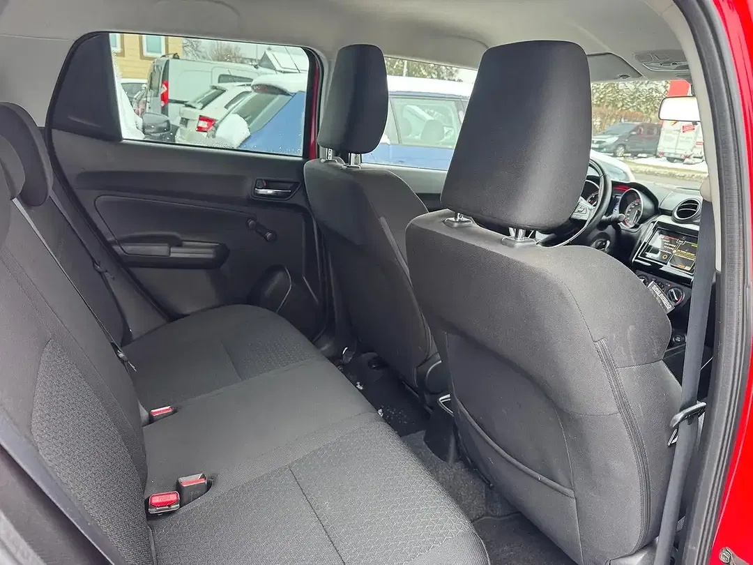Suzuki Swift Hybrid 1.2 Dualjet Comfort+ - foto 15