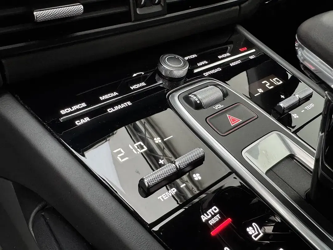 Porsche Cayenne E-Hybrid Sport Design - Thumbnail 11