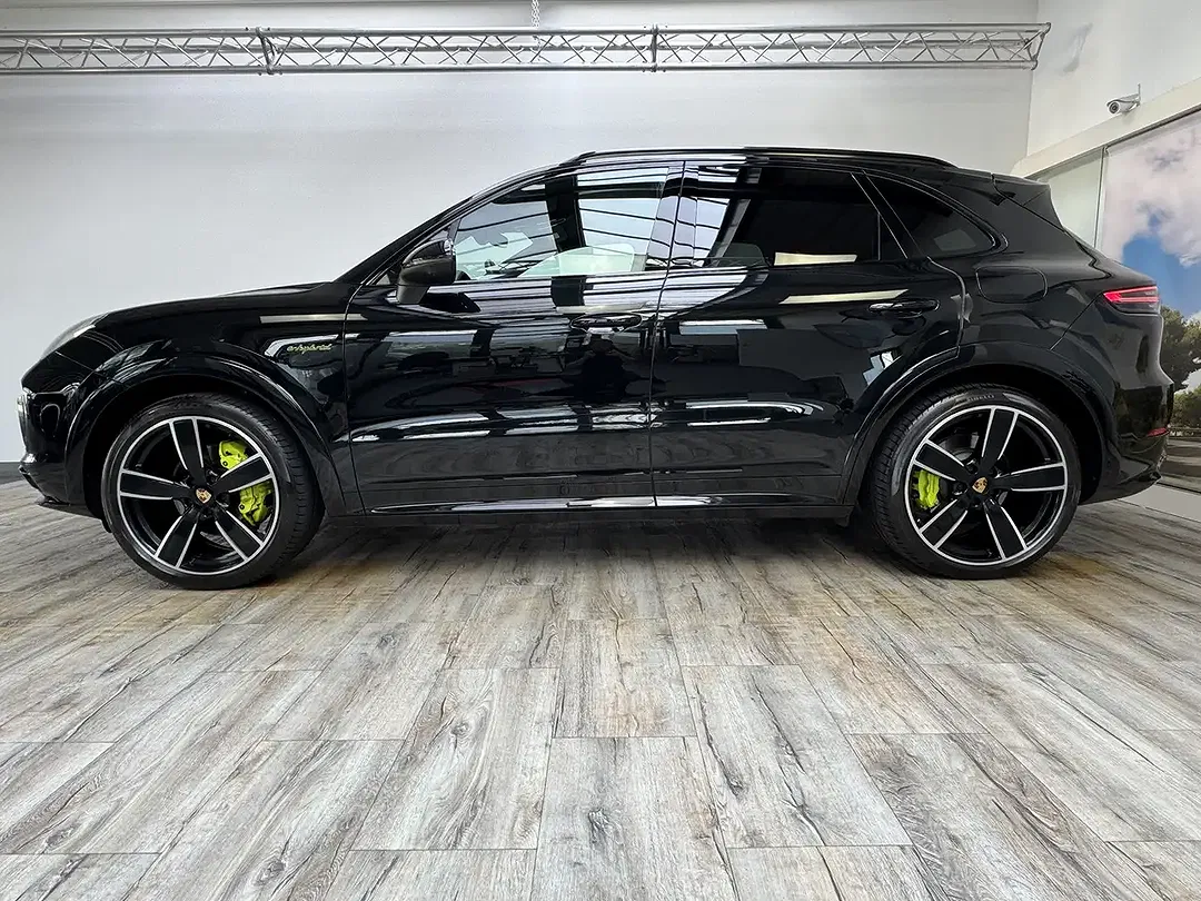 Porsche Cayenne E-Hybrid Sport Design - Thumbnail 3