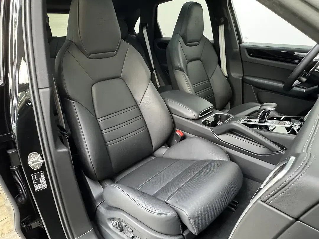 Porsche Cayenne E-Hybrid Sport Design - Thumbnail 33
