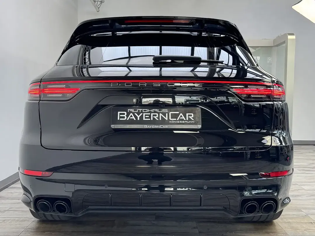 Porsche Cayenne E-Hybrid Sport Design - Thumbnail 5