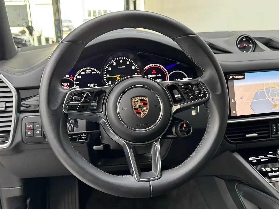 Porsche Cayenne E-Hybrid Sport Design - Thumbnail 9