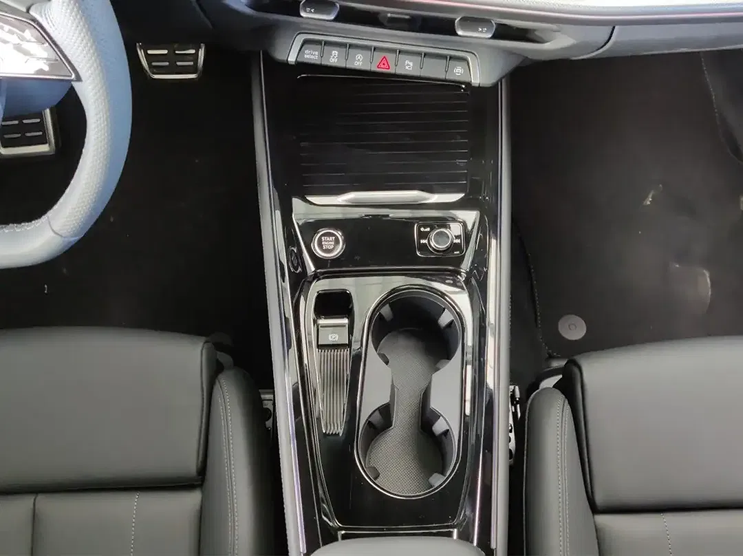 Audi Q3 TFSI S tronic Matrix LED Sportback S line - foto 13