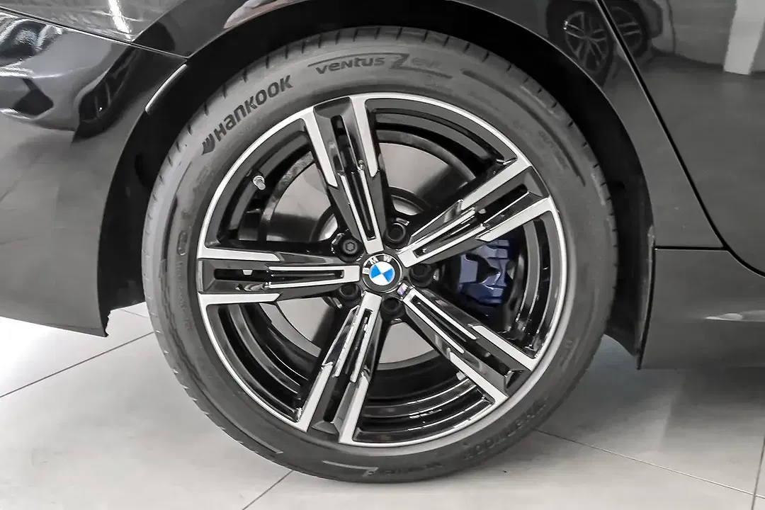BMW 318 Touring - Thumbnail 8