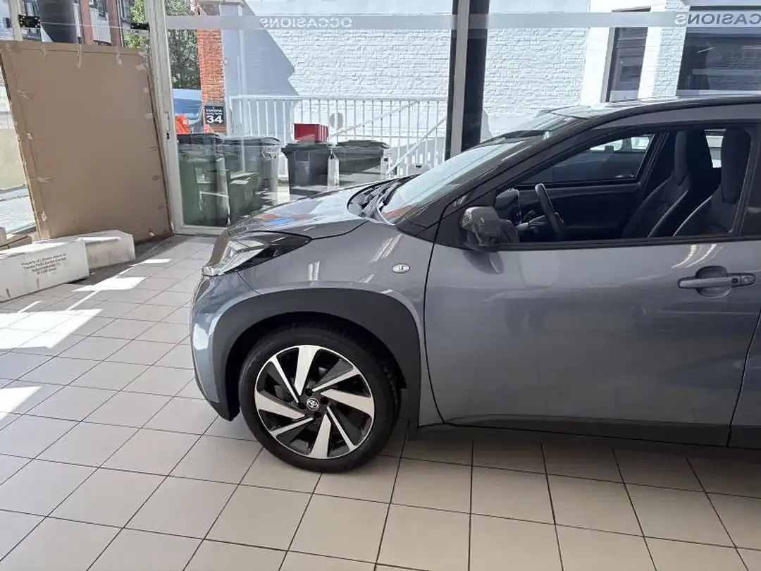Toyota Aygo - Thumbnail 11