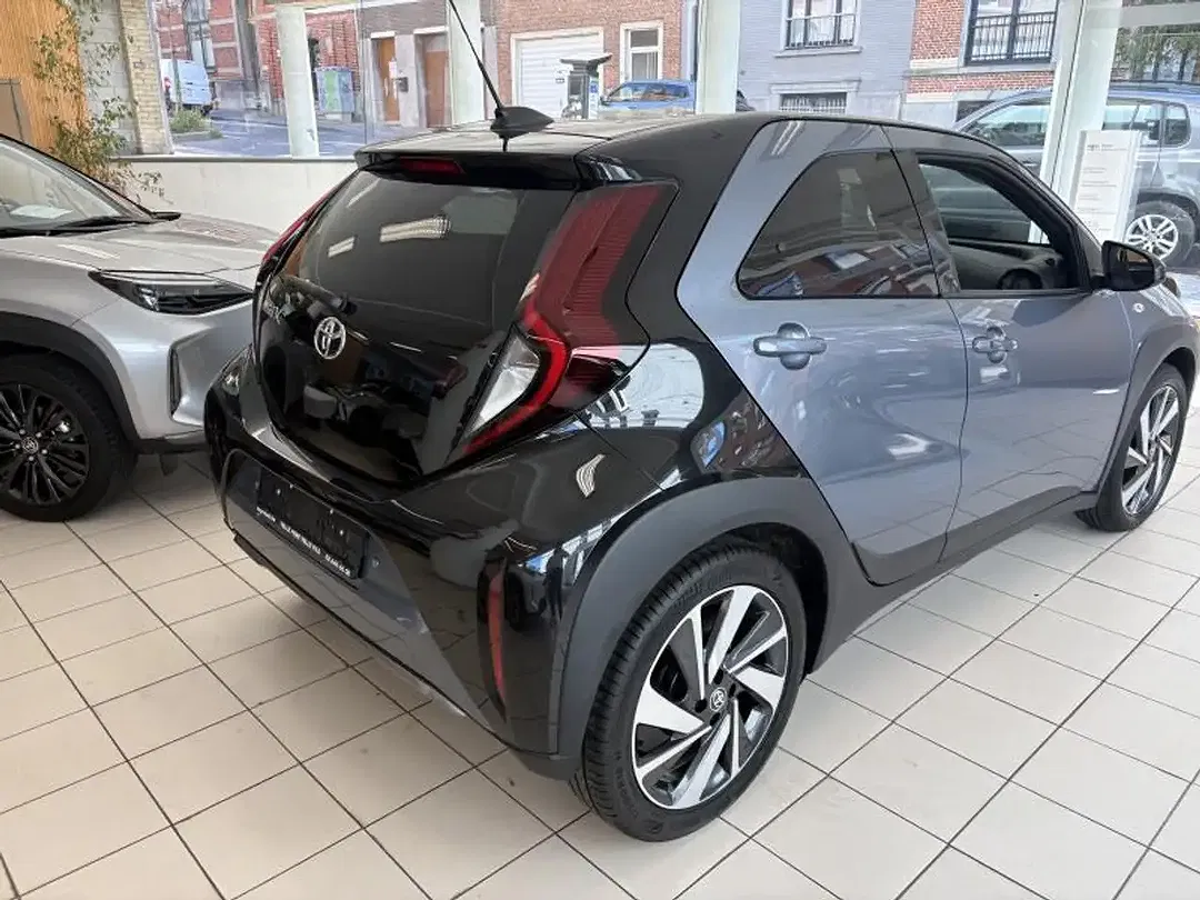 Toyota Aygo - Thumbnail 7