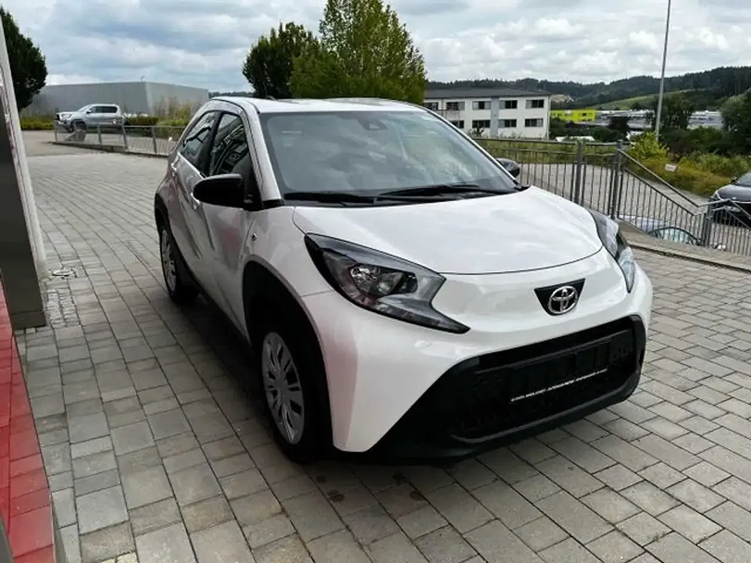 Toyota Aygo X CVT Business Edition - foto 2